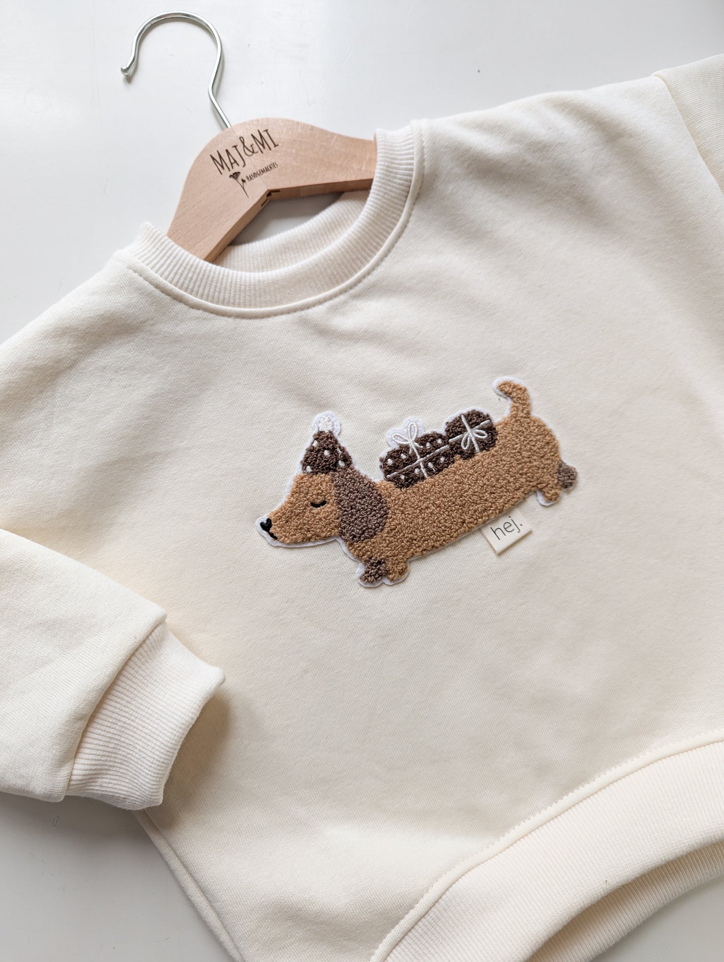 Chenille Patch: Geschenkedackel