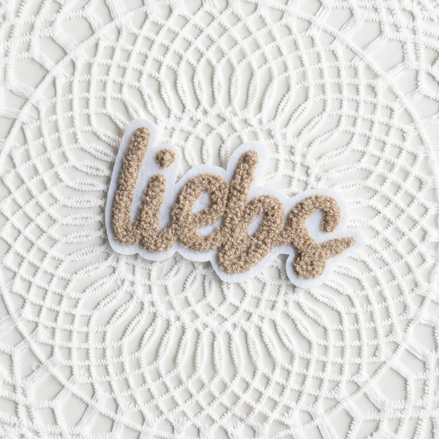 Chenille Patch: liebs klein