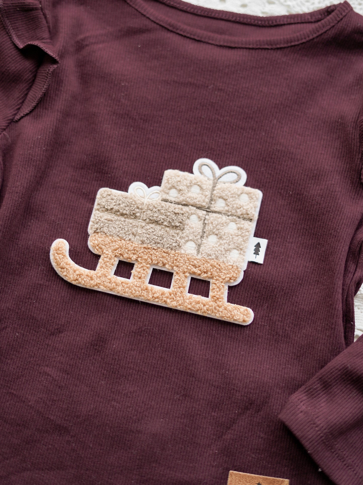 Chenille Patch: Geschenkeschlitten
