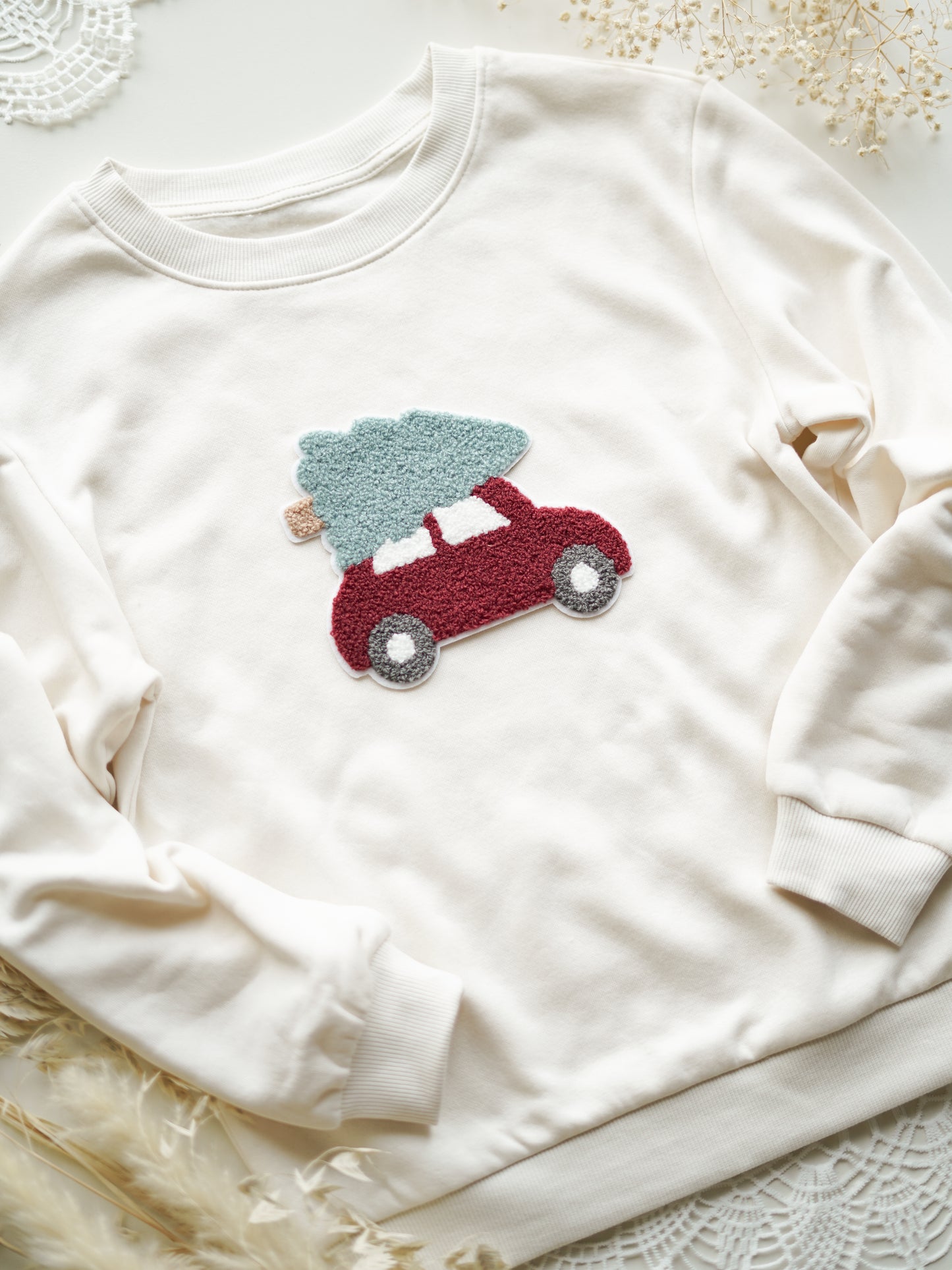 Chenille Patch: Auto mit Tannenbaum