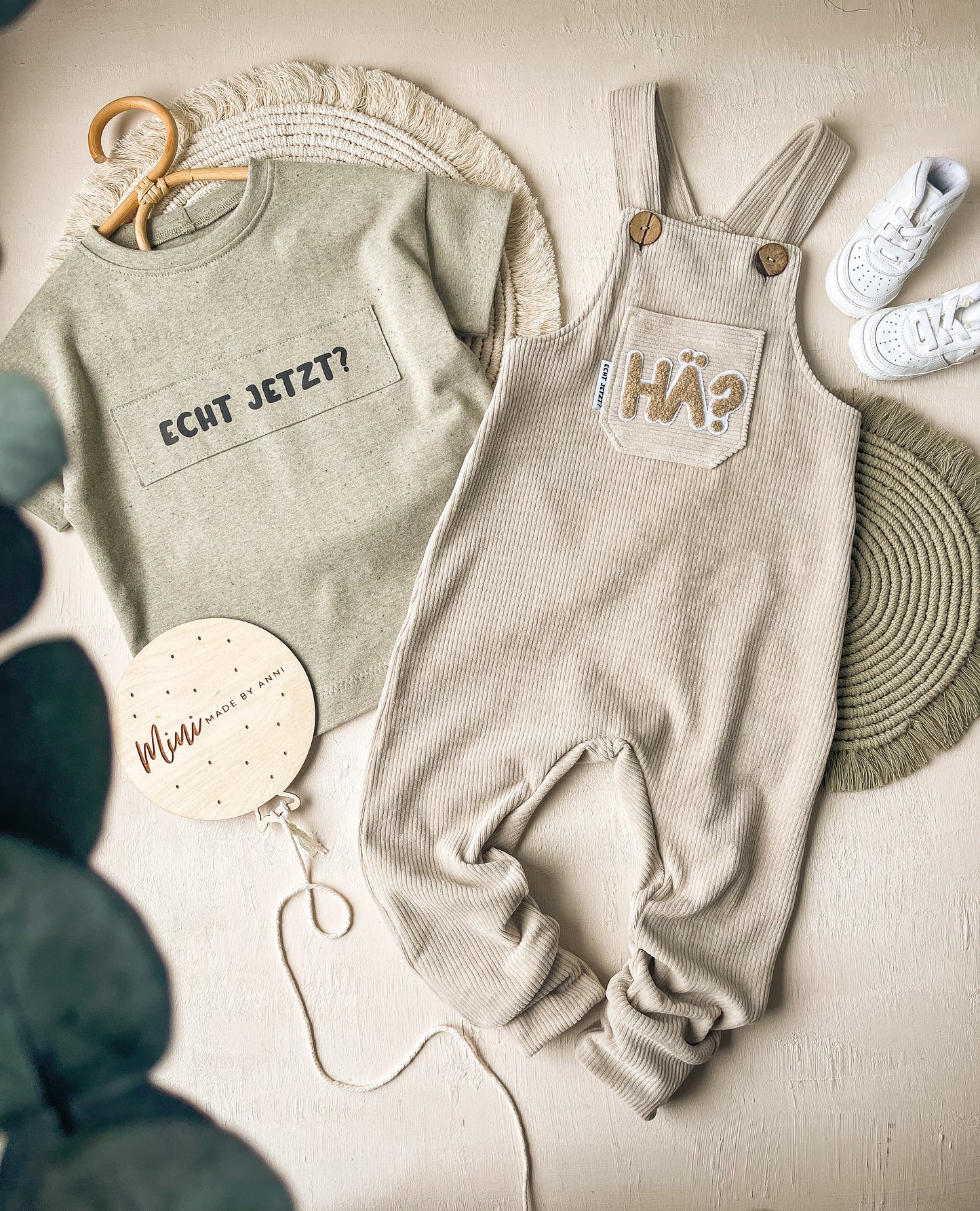Chenille Patch: HÄ?