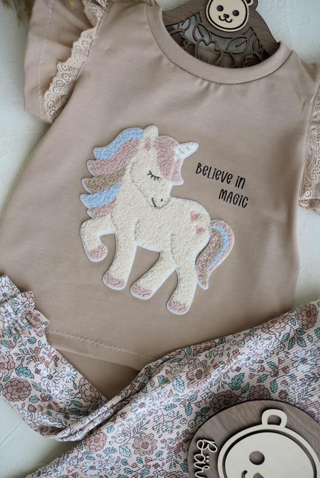 Chenille Patch: Herzeinhorn