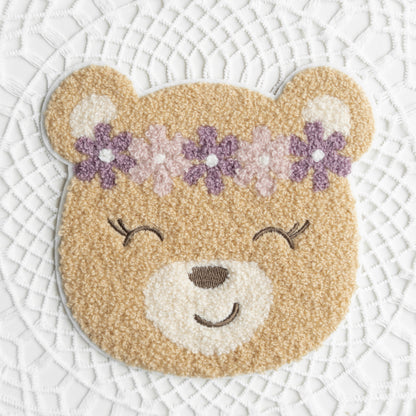 Chenille Patch: Bär mit Blumenkranz