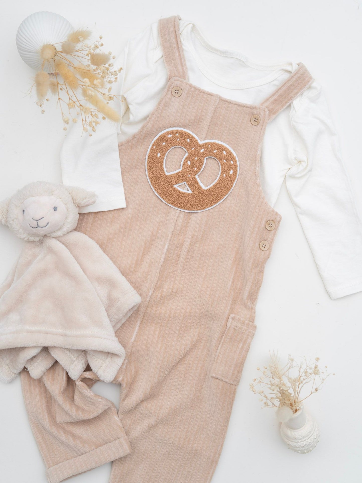 Chenille Patch: Brezel