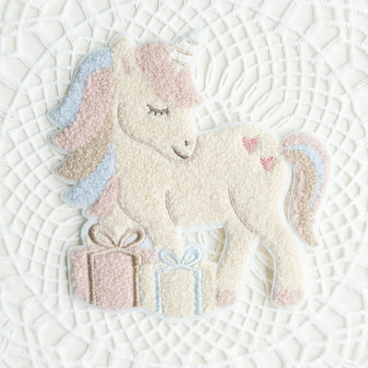 Chenille Patch: Geschenke Herzeinhorn