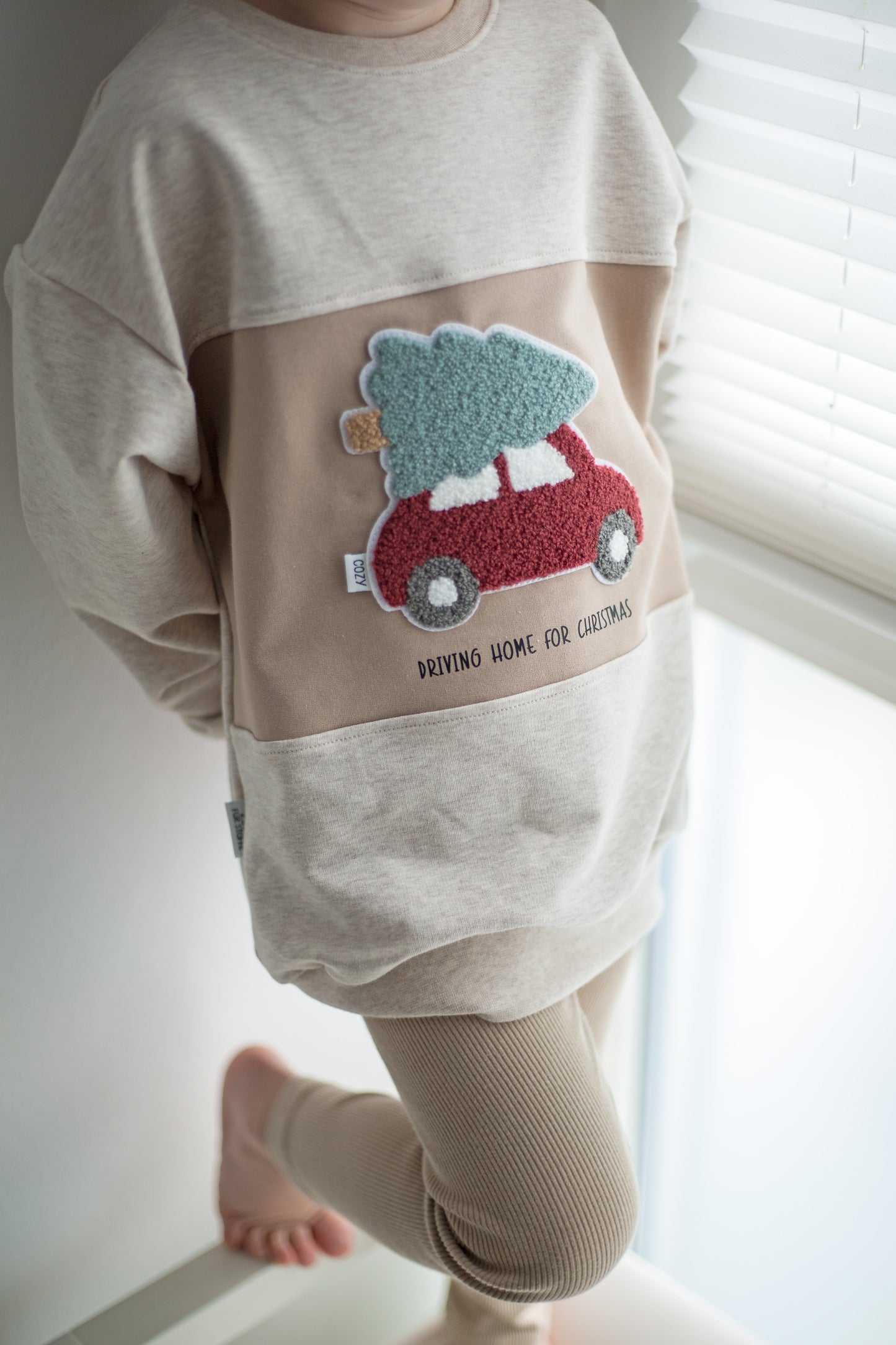 Chenille Patch: Auto mit Tannenbaum