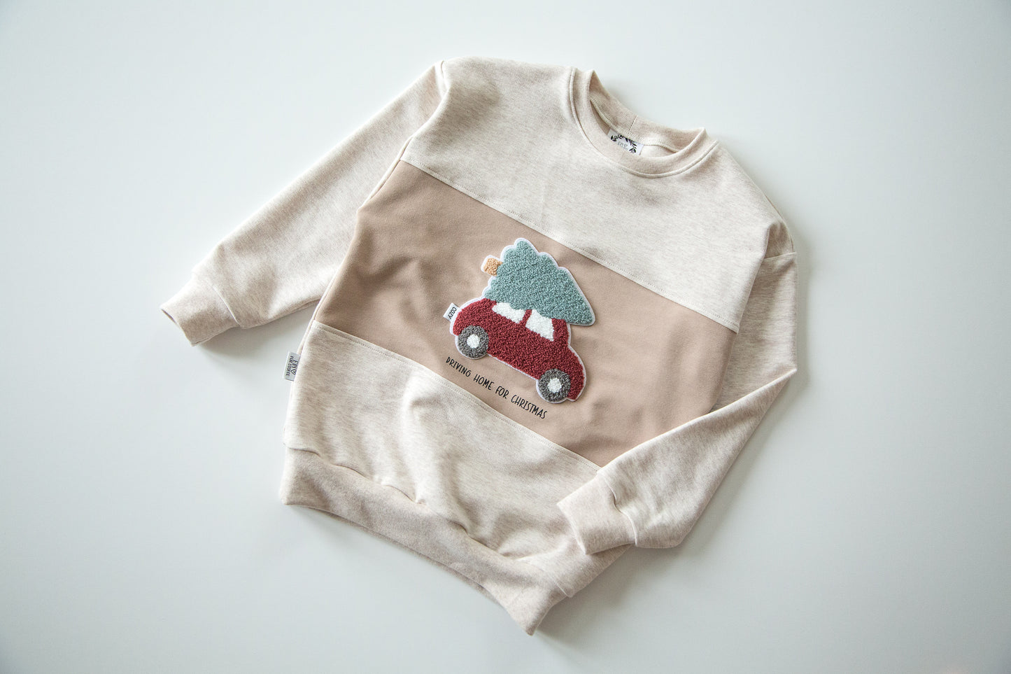 Chenille Patch: Auto mit Tannenbaum